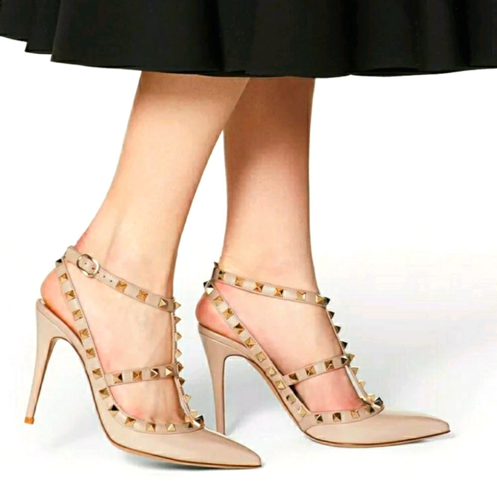 Valentino Patent Rockstud Pump